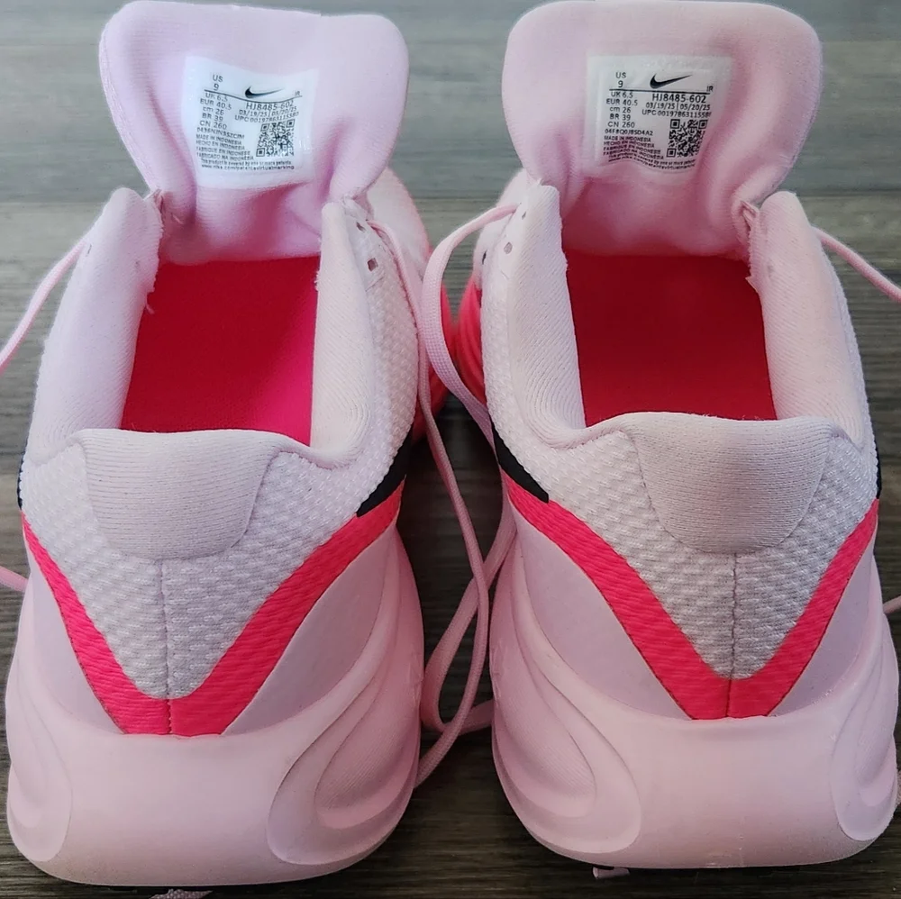 **LIKE NEW** Nike Revolution 8 Sz 9 Pink Foam Hyper Pink Running Walking Shoe - Picture 5 of 11